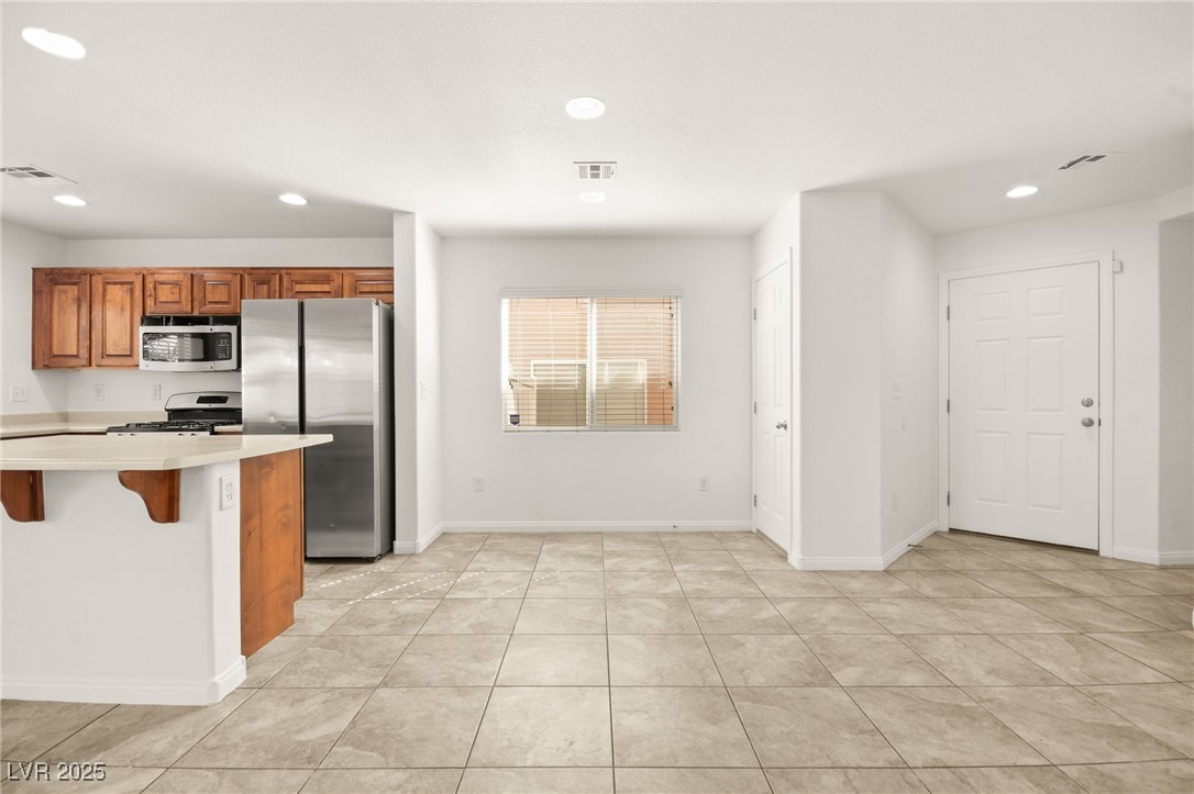 3920 Beverly Elms Street