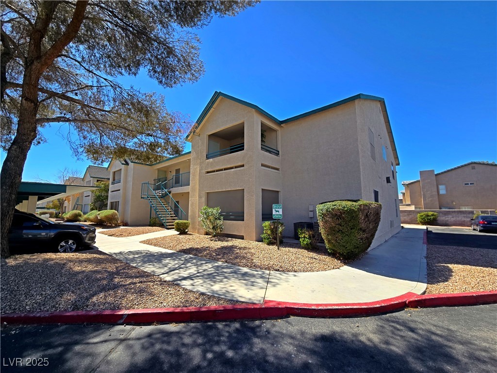 5161 Lindell Road 104