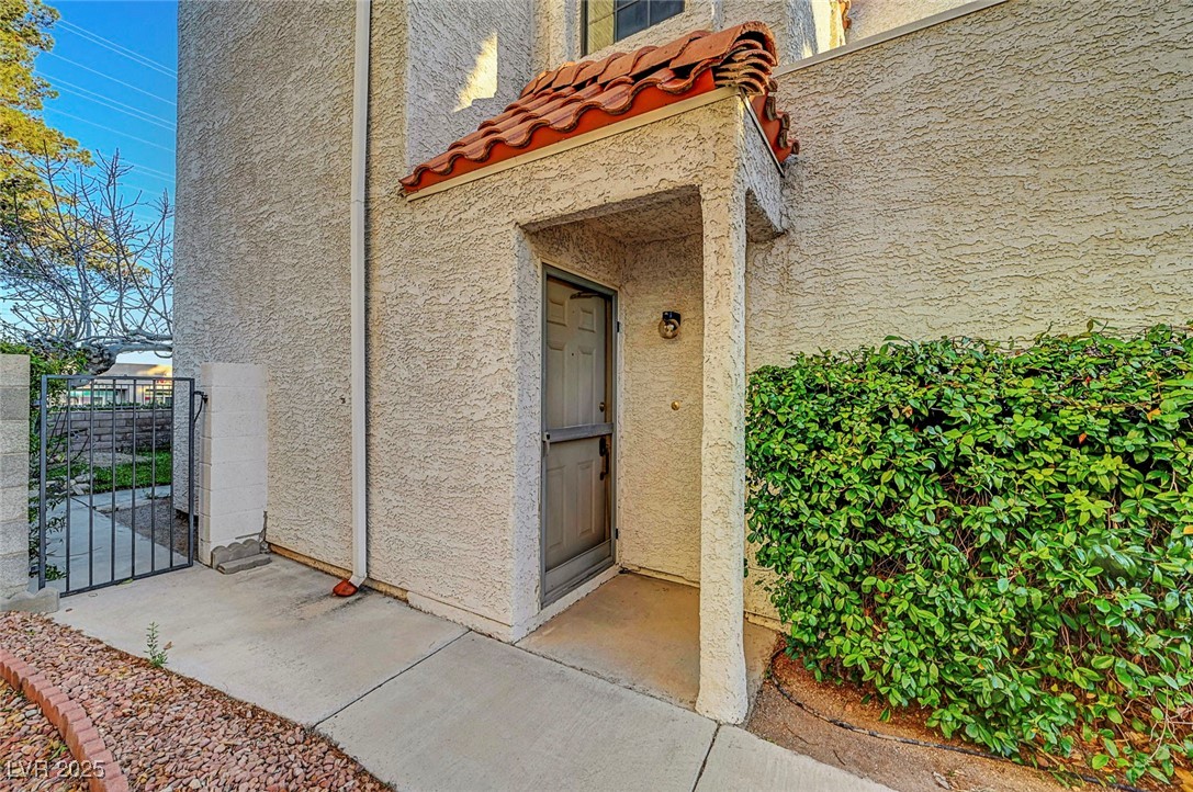 3152 Centavo Drive