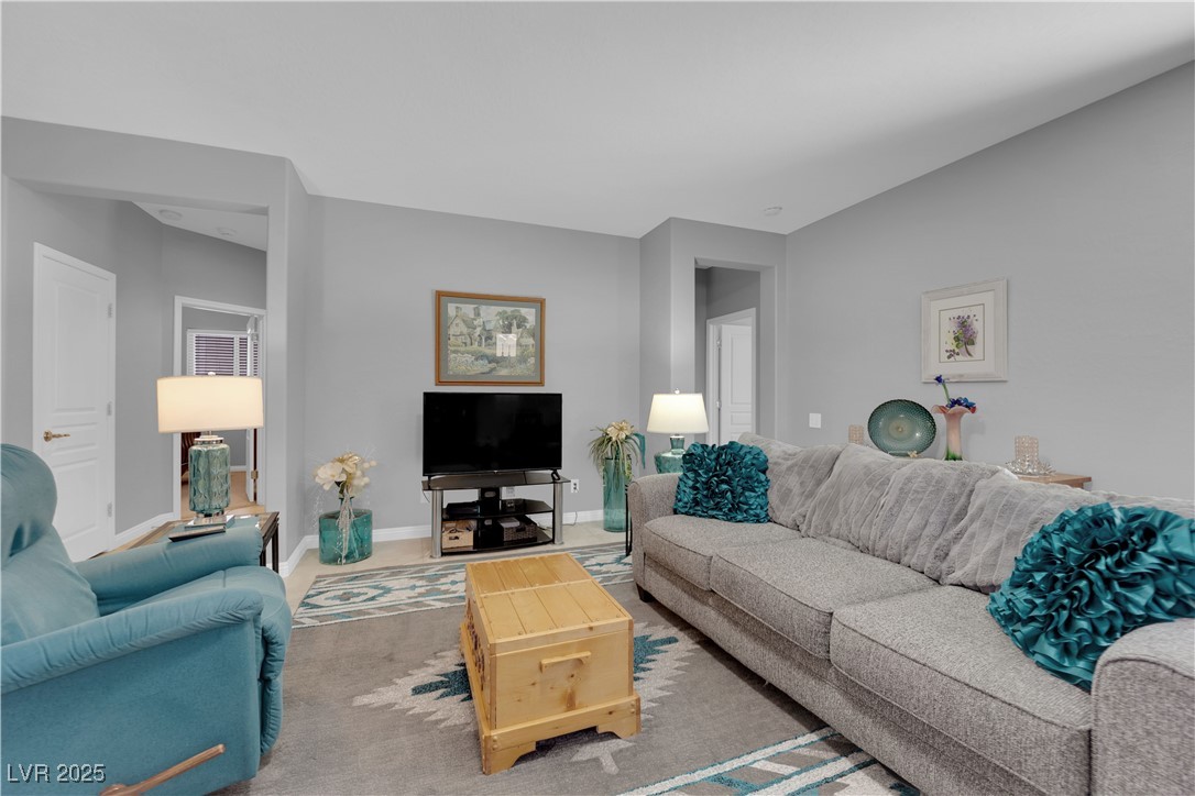 2709 Rue Montpellier Avenue