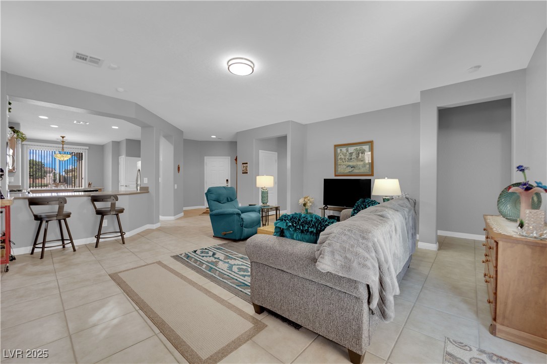 2709 Rue Montpellier Avenue