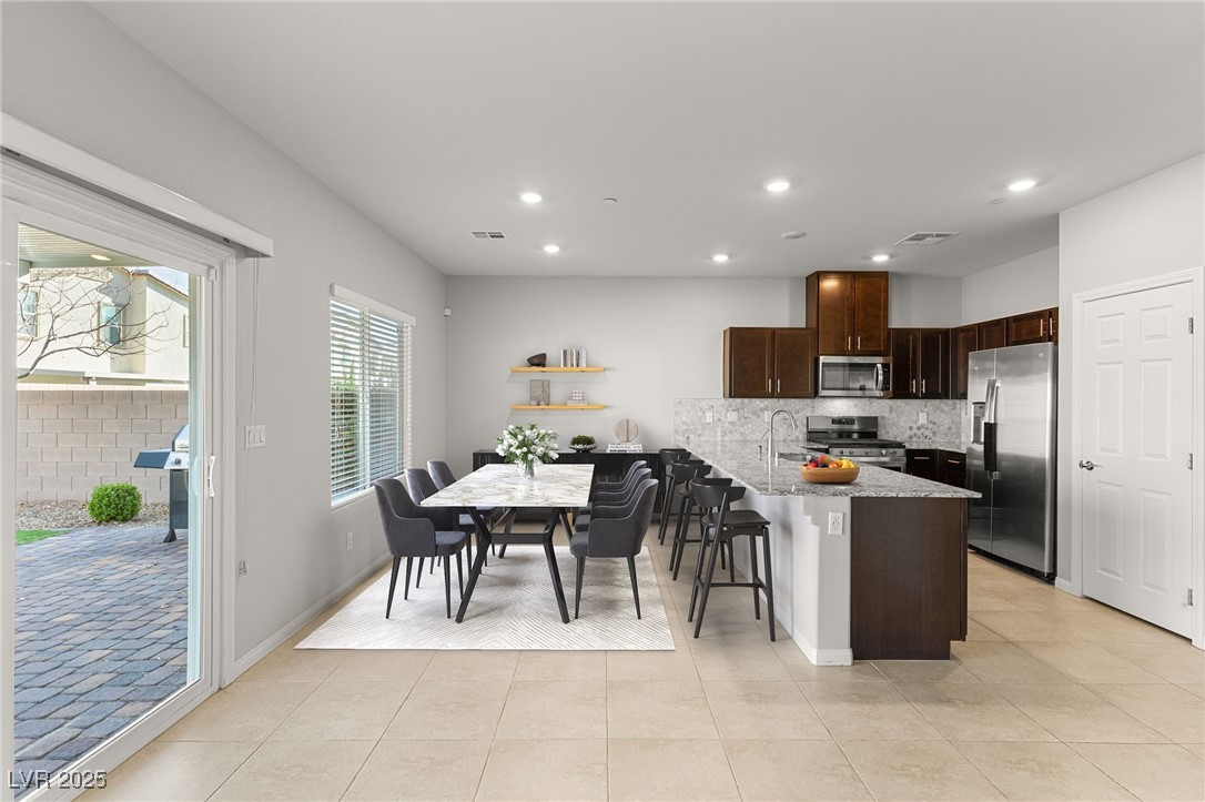 382 Scarlet Pine Court