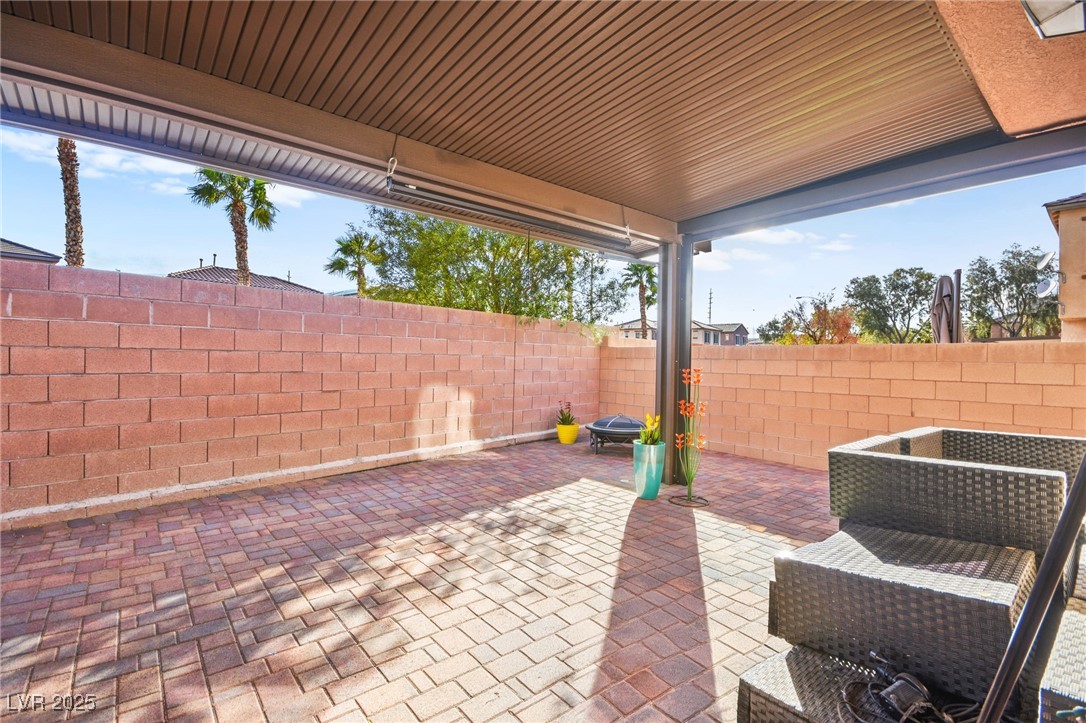 744 Forest Peak Street