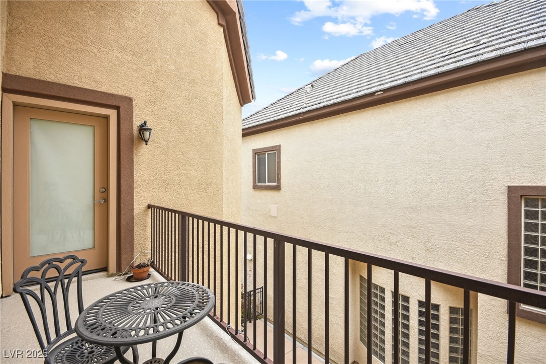 9172 Tudor Park Place