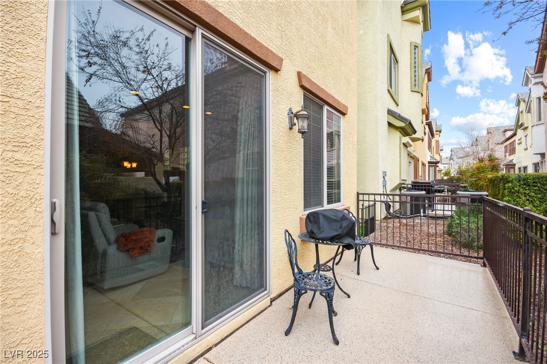 9172 Tudor Park Place