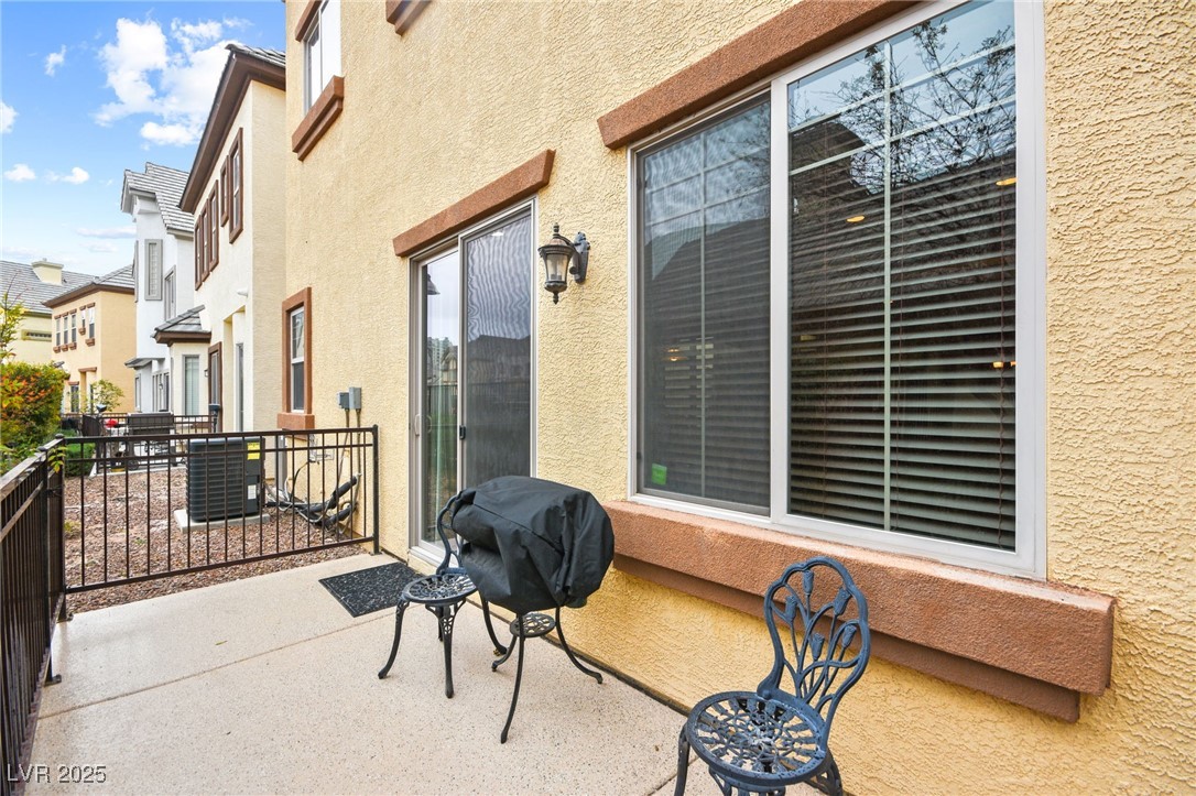9172 Tudor Park Place