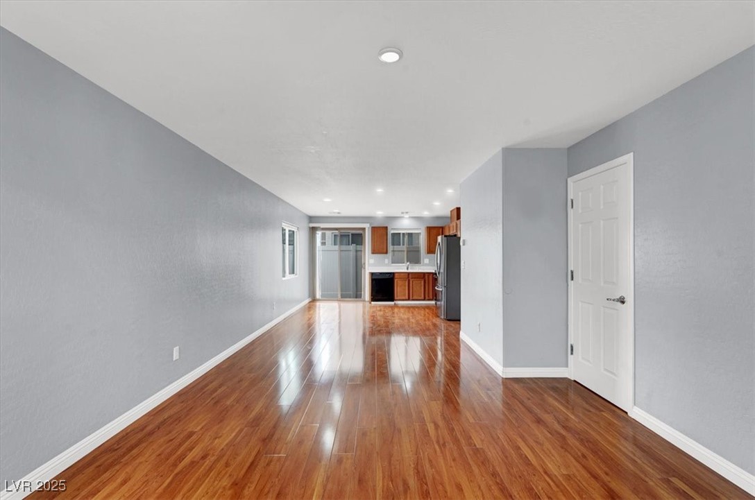 5246 Aurora Beam Avenue