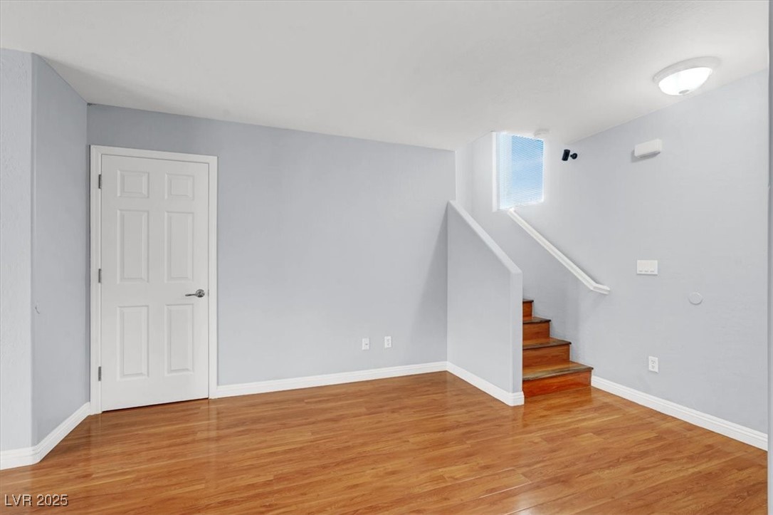 5246 Aurora Beam Avenue