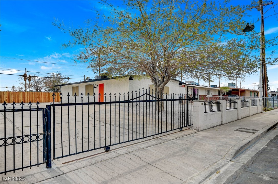 405 Frederick Avenue