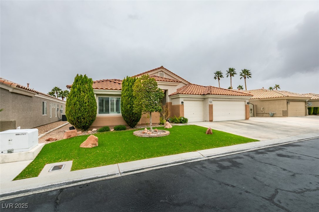 5717 Calm Lagoon Avenue