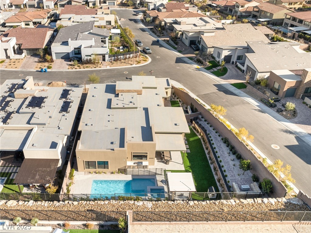 381 Cliff Terrace Avenue