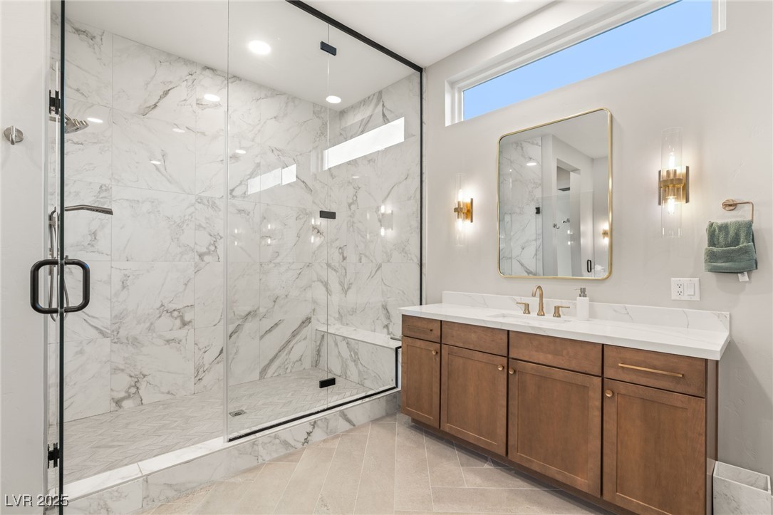 381 Cliff Terrace Avenue