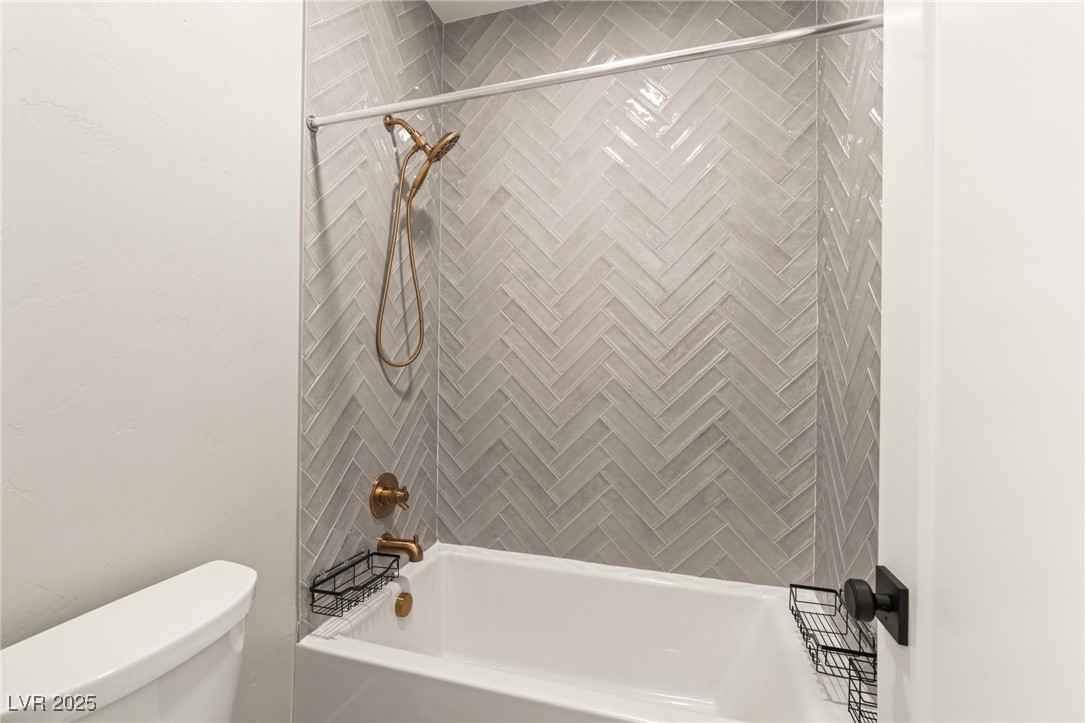 381 Cliff Terrace Avenue