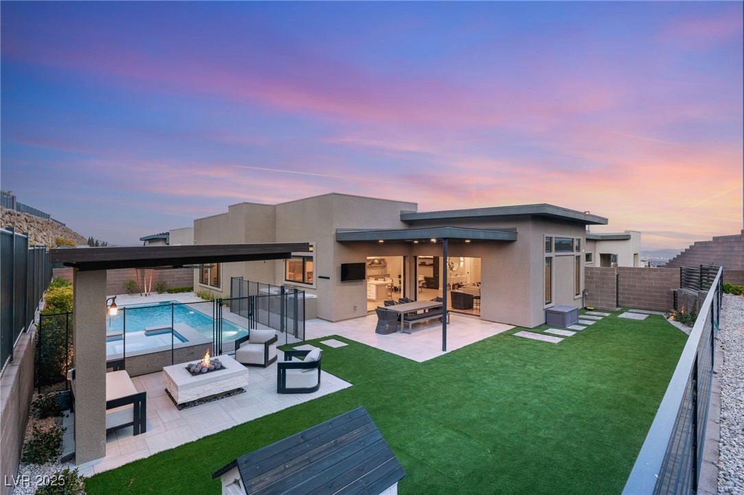 381 Cliff Terrace Avenue