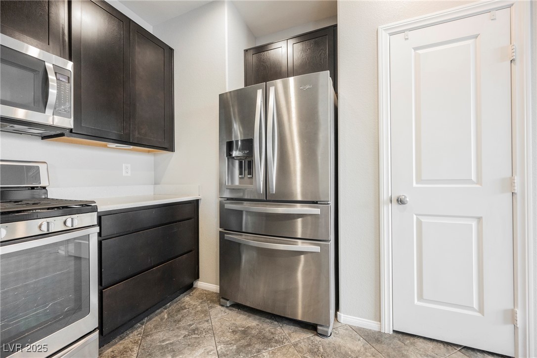 3158 Teaderman Walk