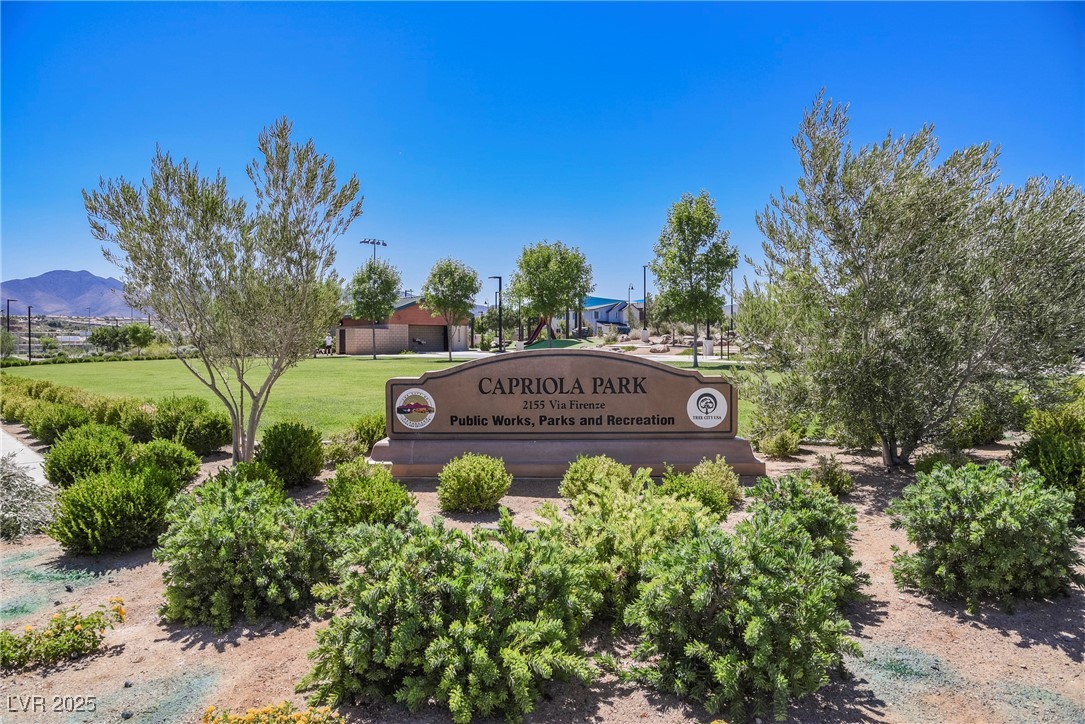 3158 Teaderman Walk