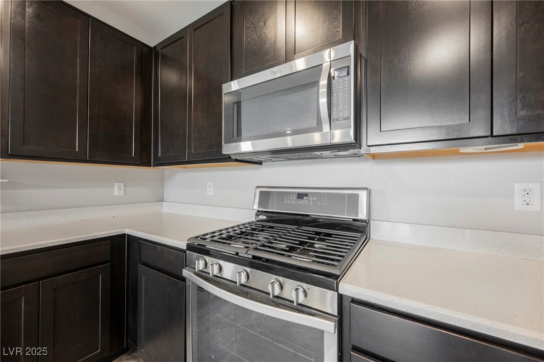 3158 Teaderman Walk