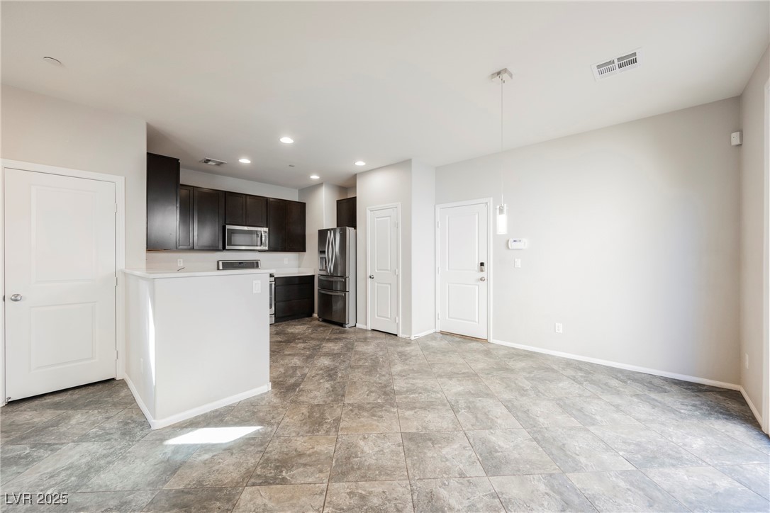 3158 Teaderman Walk