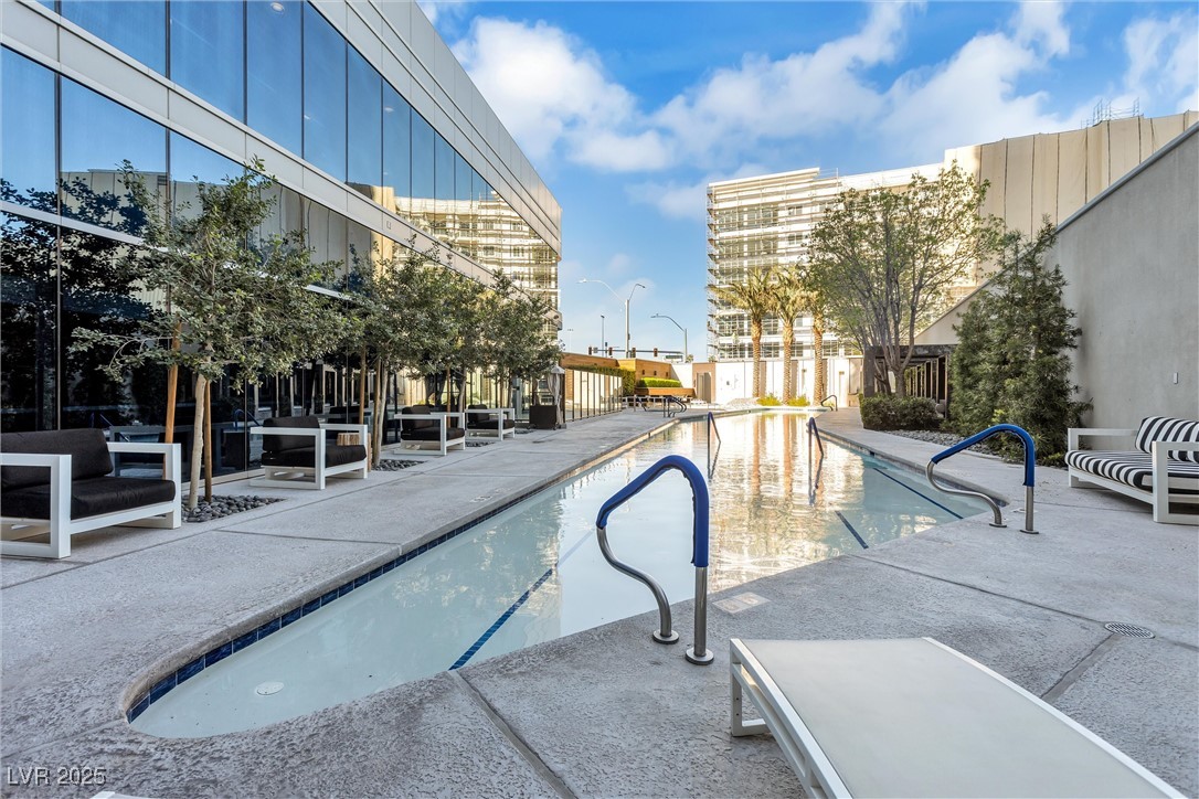 4471 Dean Martin Drive 2101