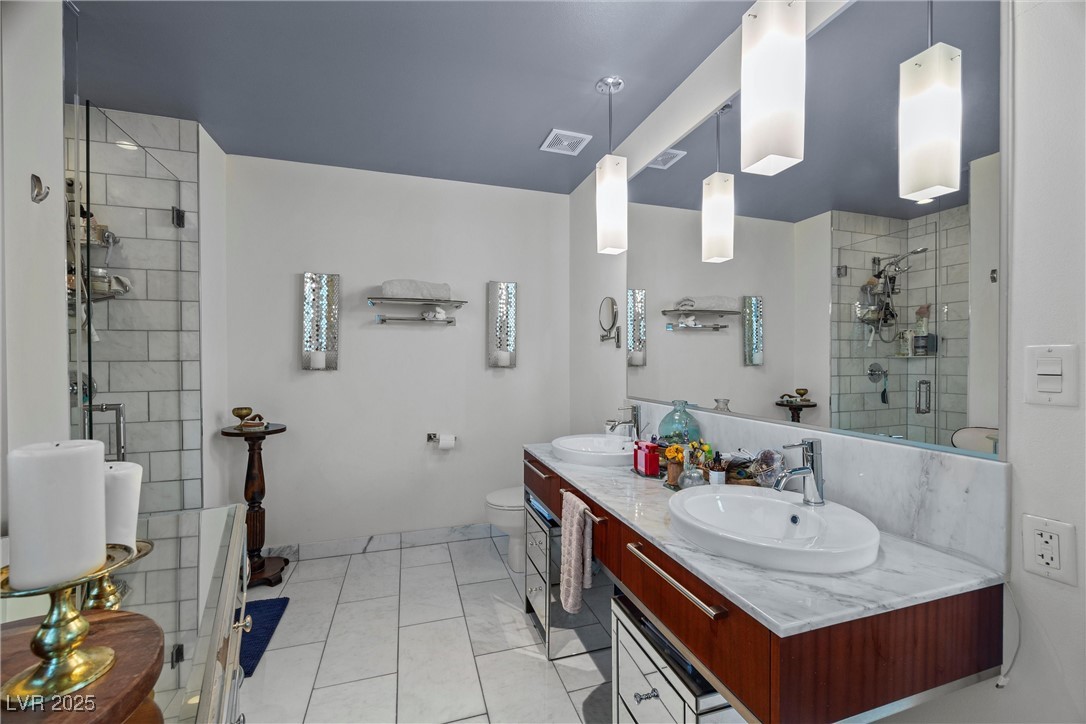 4471 Dean Martin Drive 2101