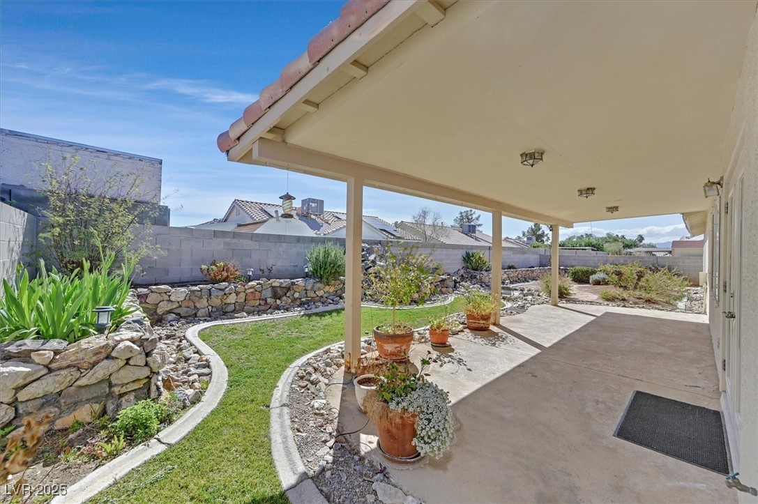 6151 Naha Port Avenue