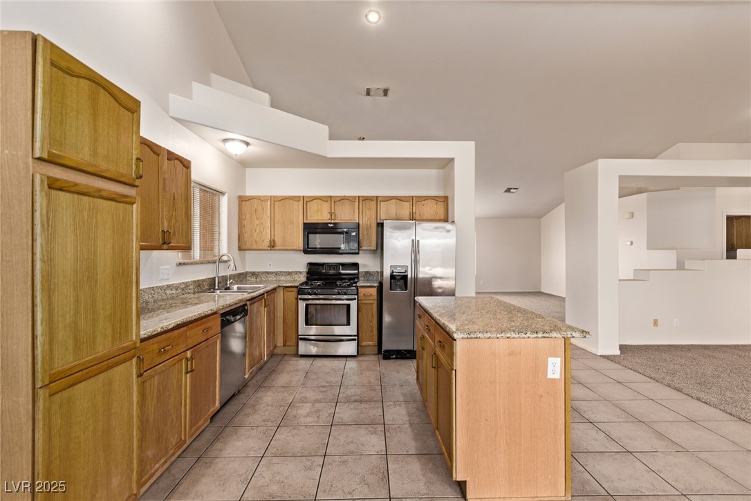 178 Beach Oak Avenue