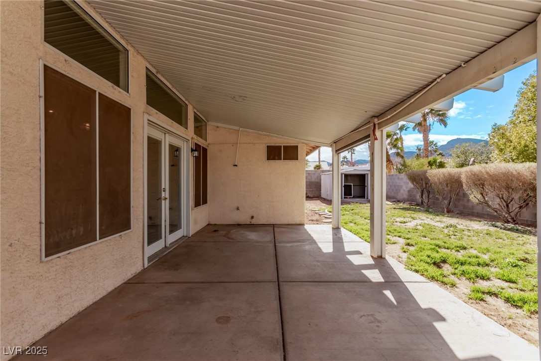 178 Beach Oak Avenue