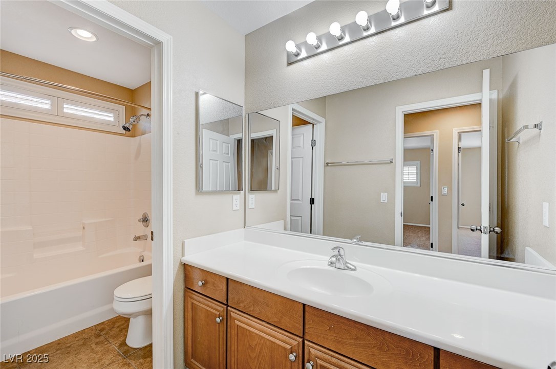 1632 WHITE MESQUITE Place na