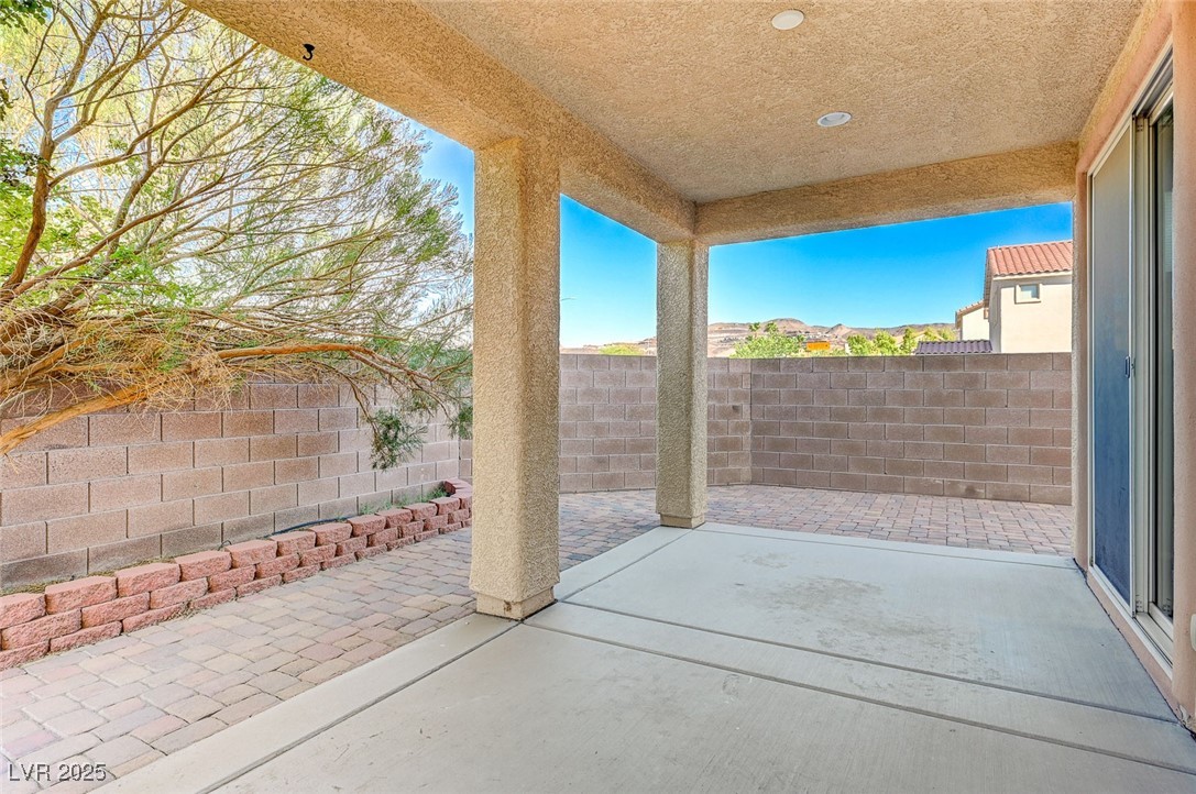 1632 WHITE MESQUITE Place na