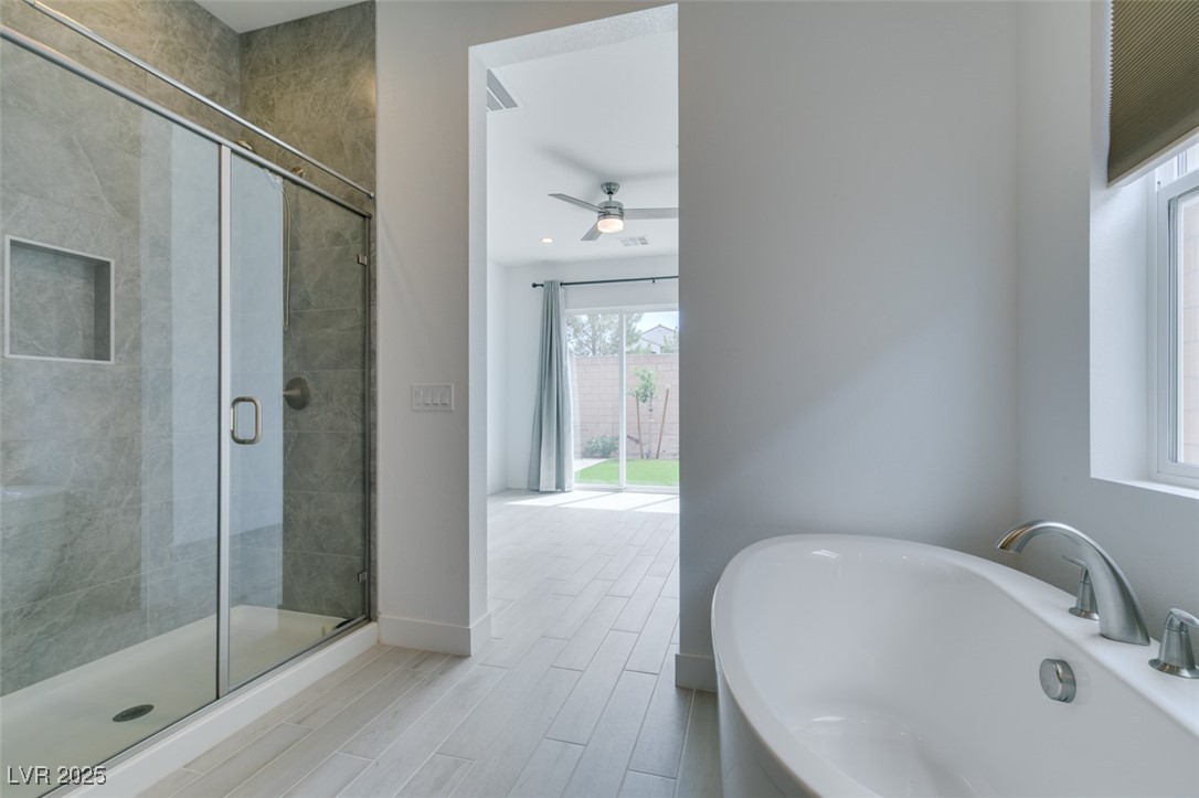 9993 Skye Gazer Avenue