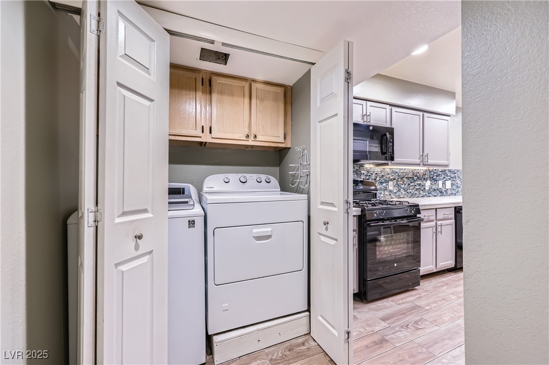 2836 Floral Peak Drive