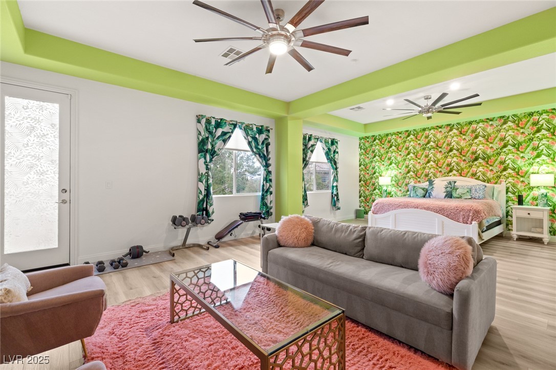 10412 MANSION HILLS Avenue