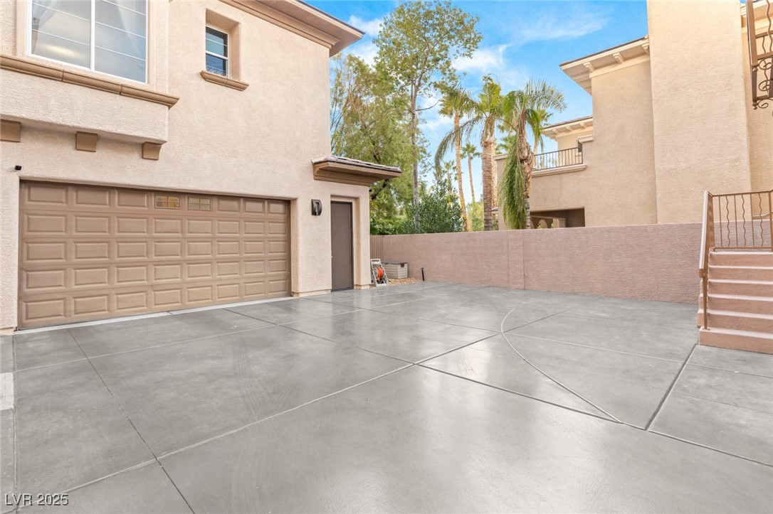 10412 MANSION HILLS Avenue