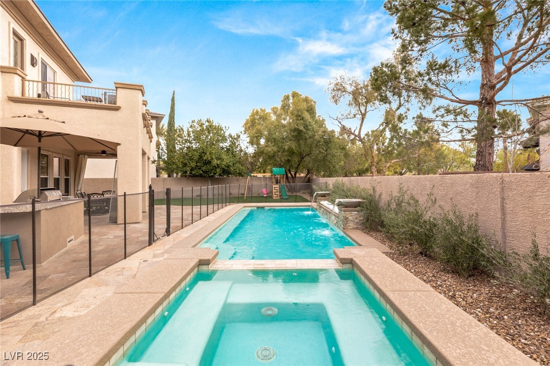 10412 MANSION HILLS Avenue