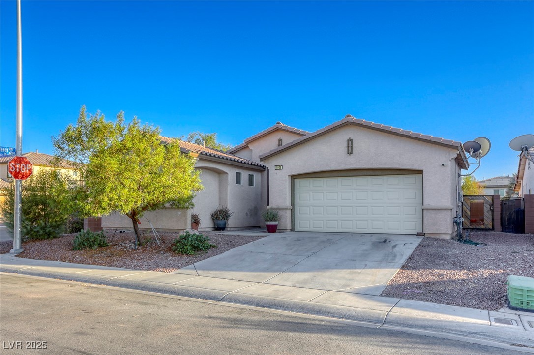 1809 Lazy Hill Ranch Way