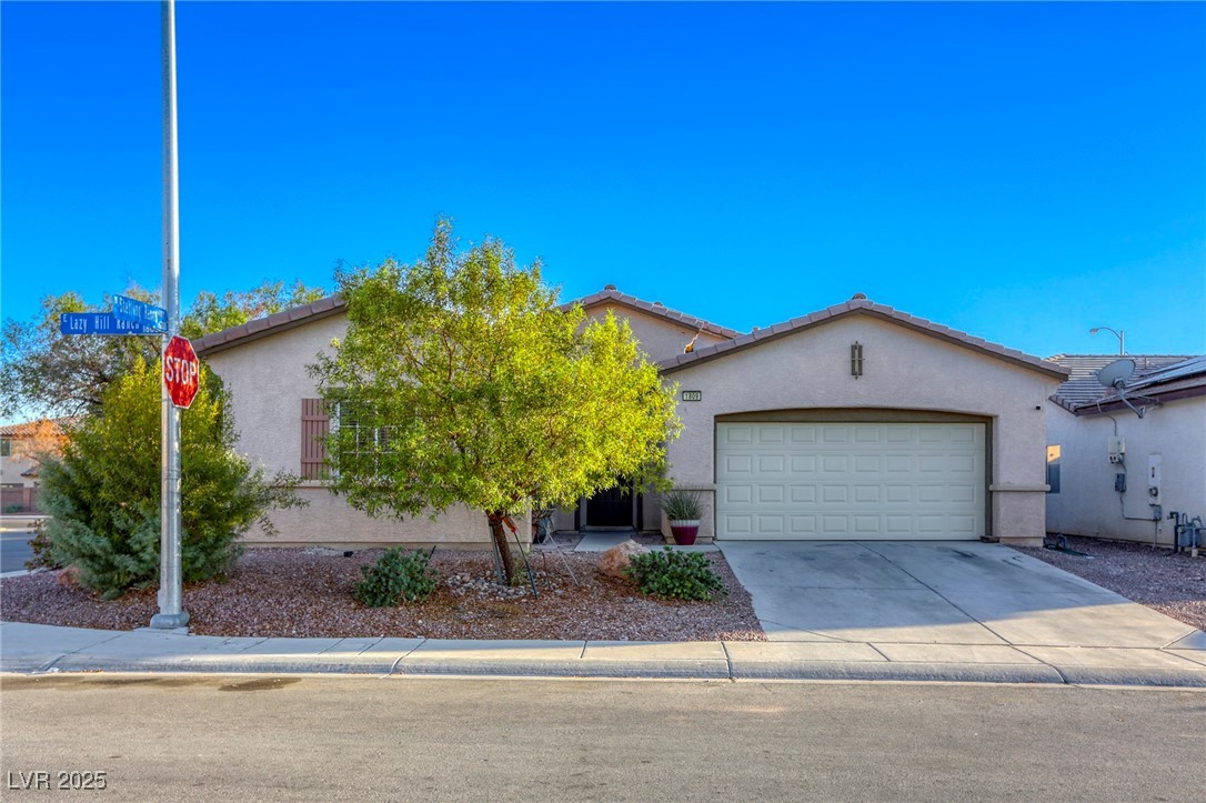 1809 Lazy Hill Ranch Way