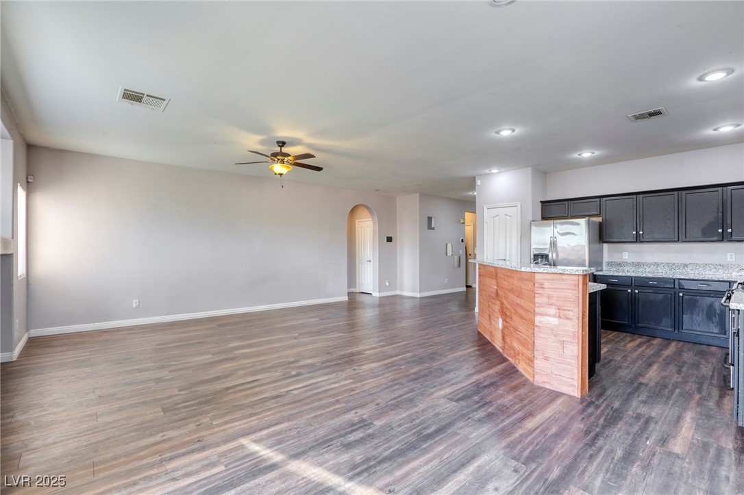 1809 Lazy Hill Ranch Way