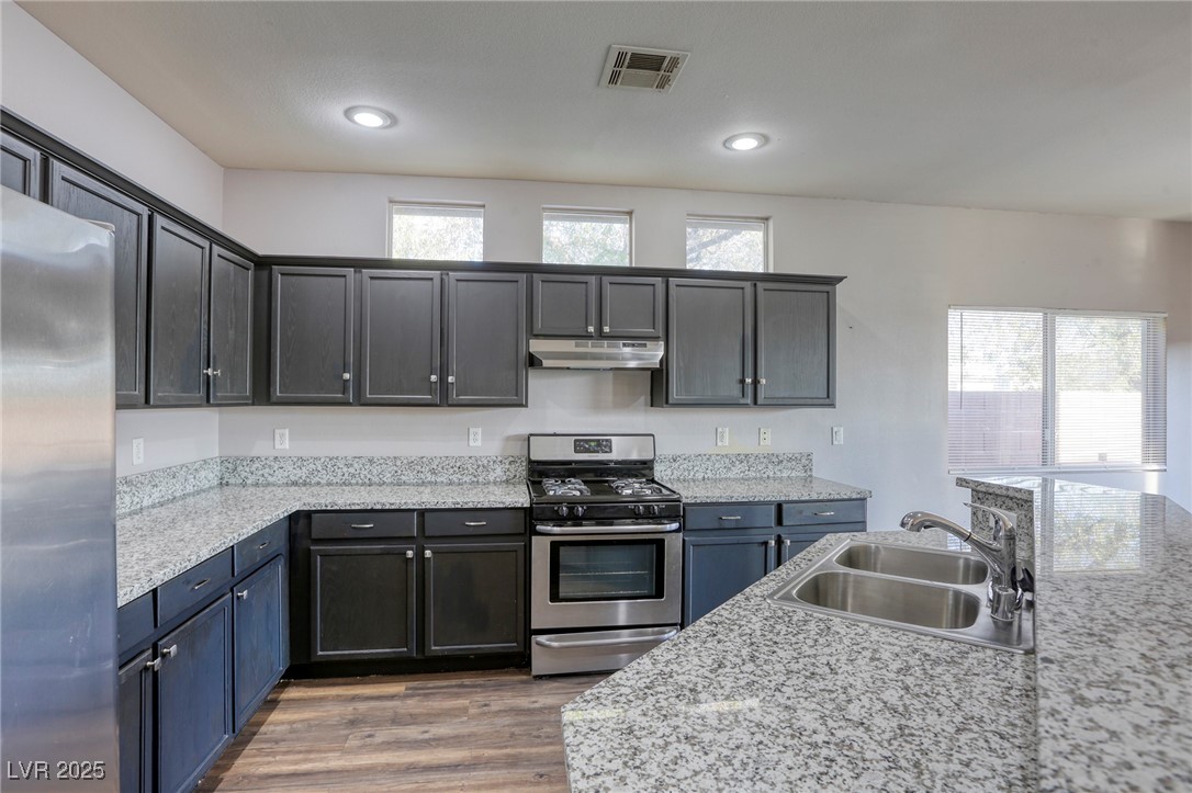 1809 Lazy Hill Ranch Way