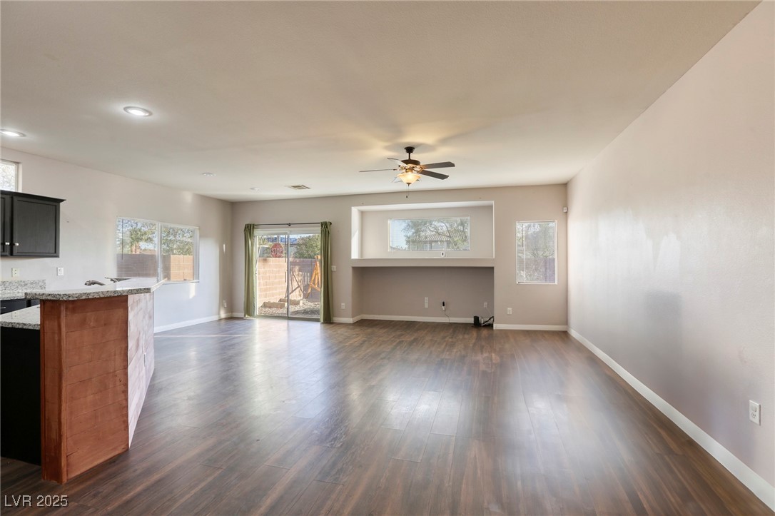 1809 Lazy Hill Ranch Way