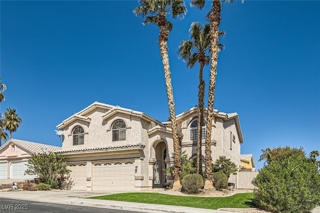 1044 Trophy Club Drive