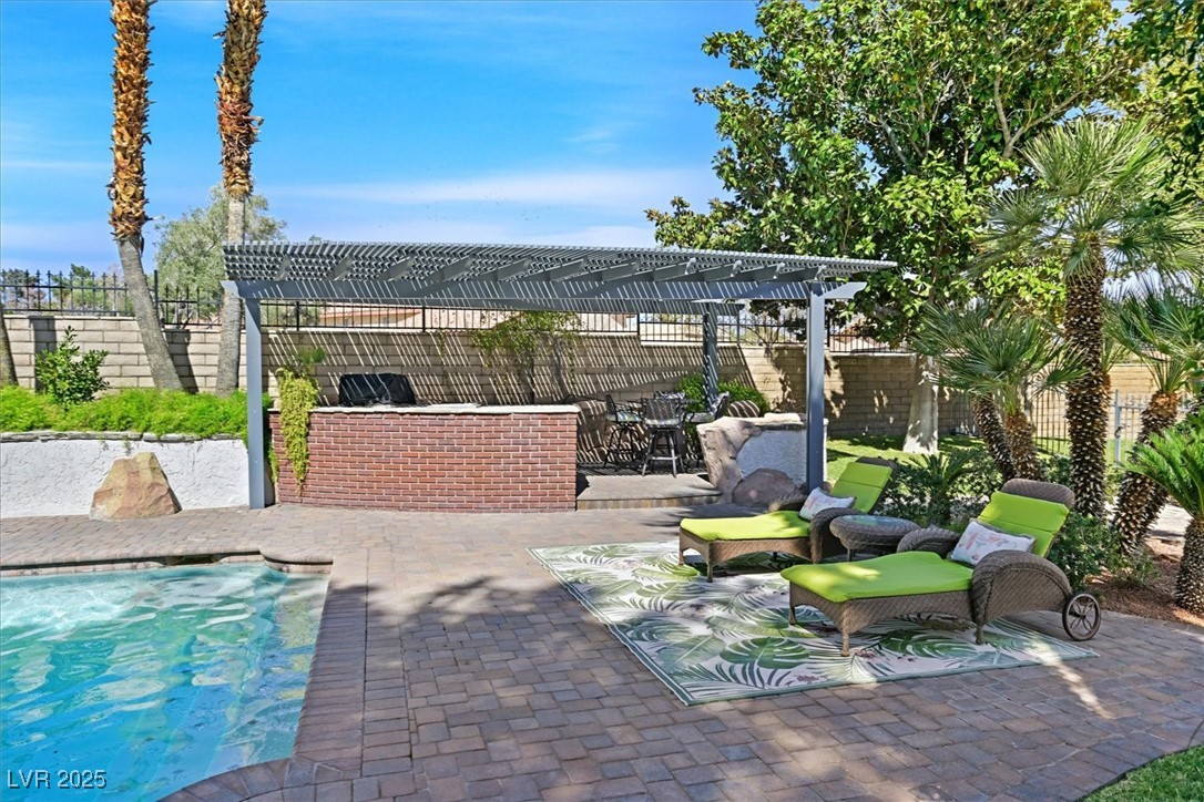 3111 Coachlight Circle