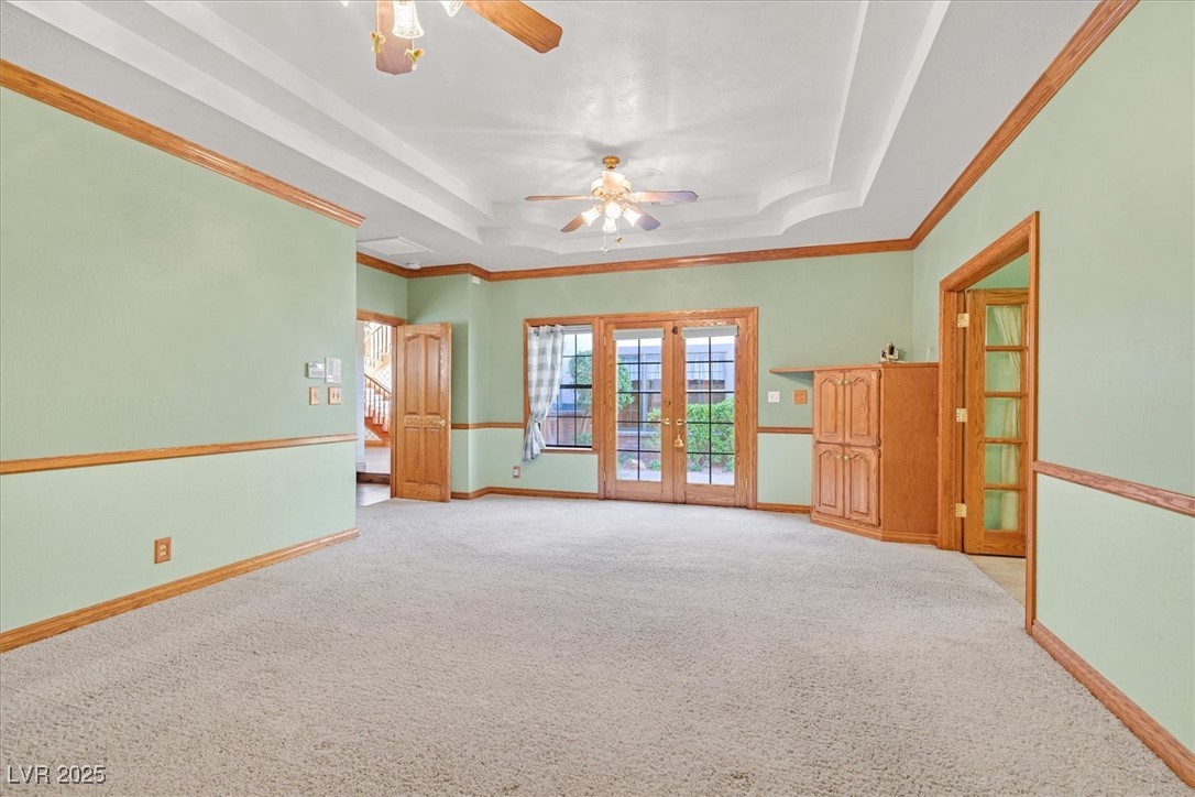 3111 Coachlight Circle