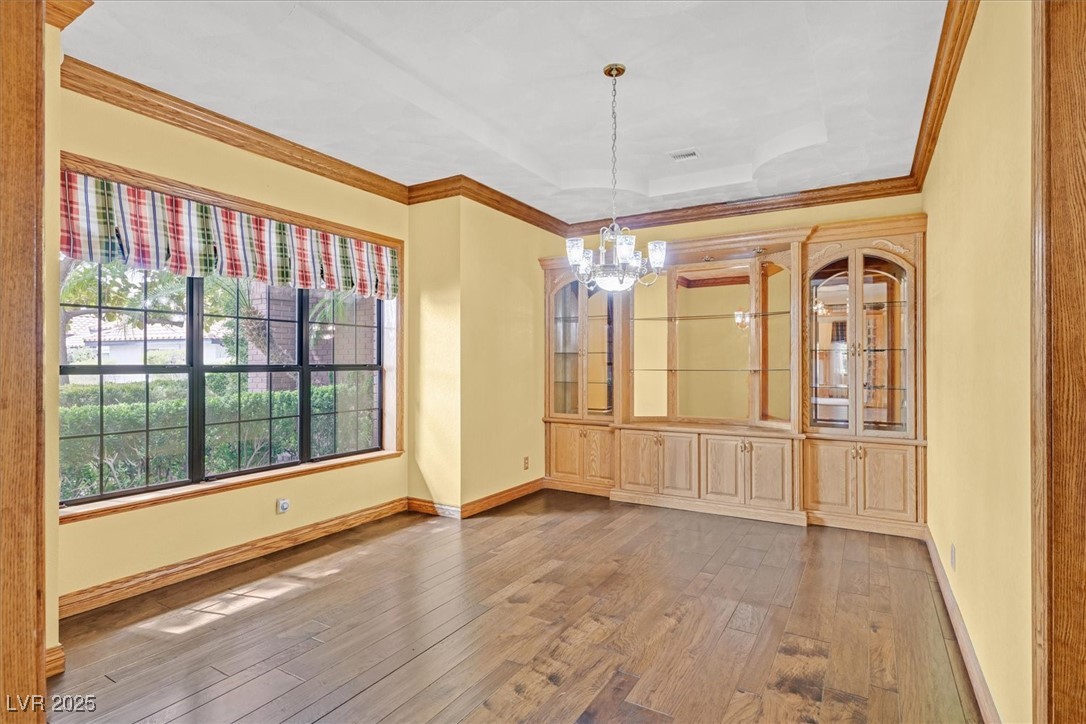 3111 Coachlight Circle