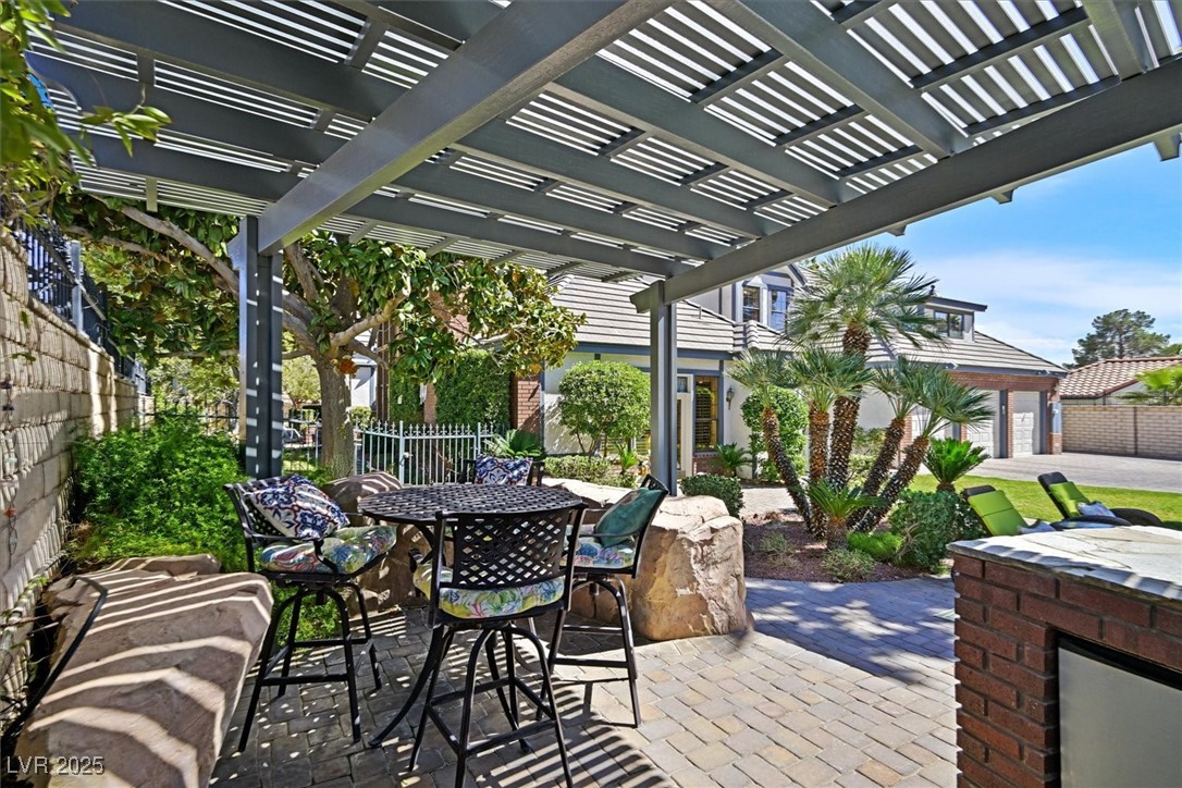 3111 Coachlight Circle