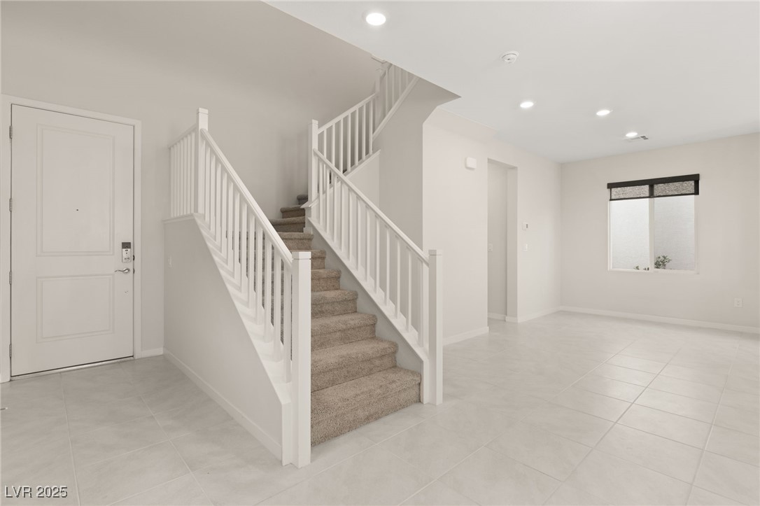 2720 High Echelon Road