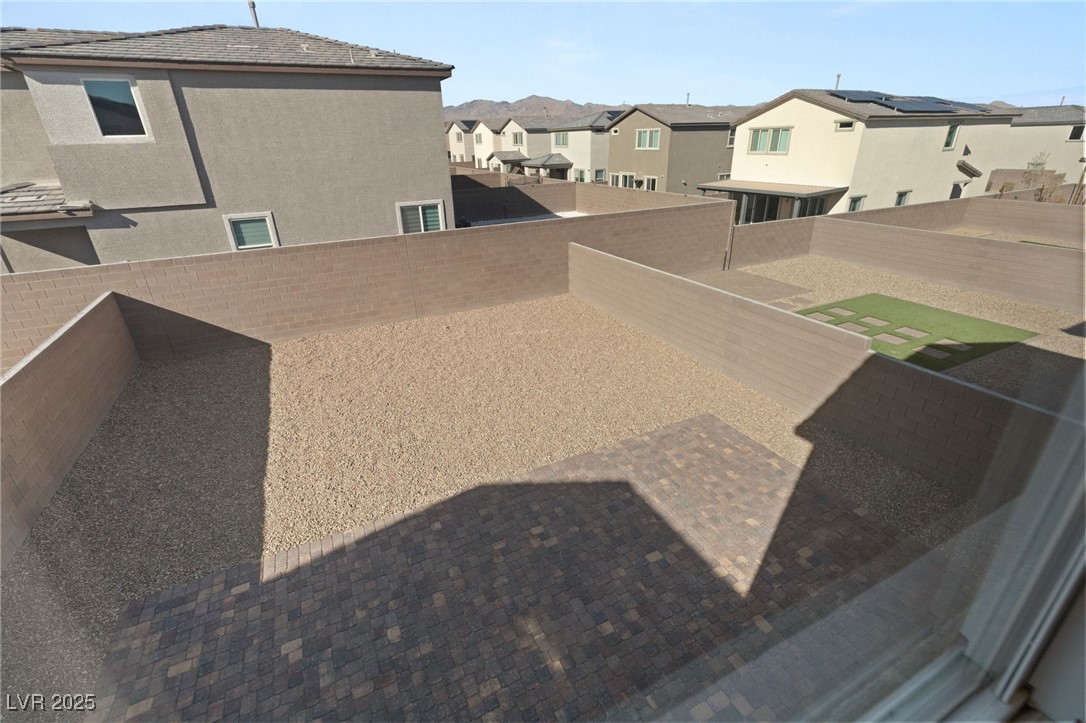 2720 High Echelon Road