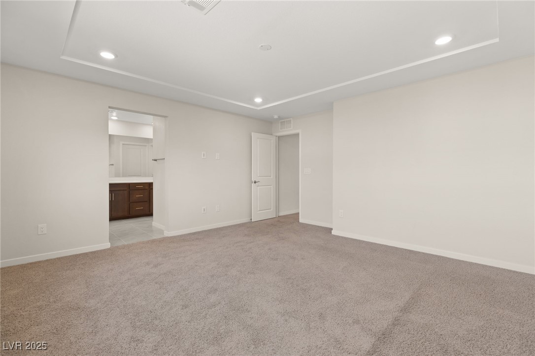 2720 High Echelon Road