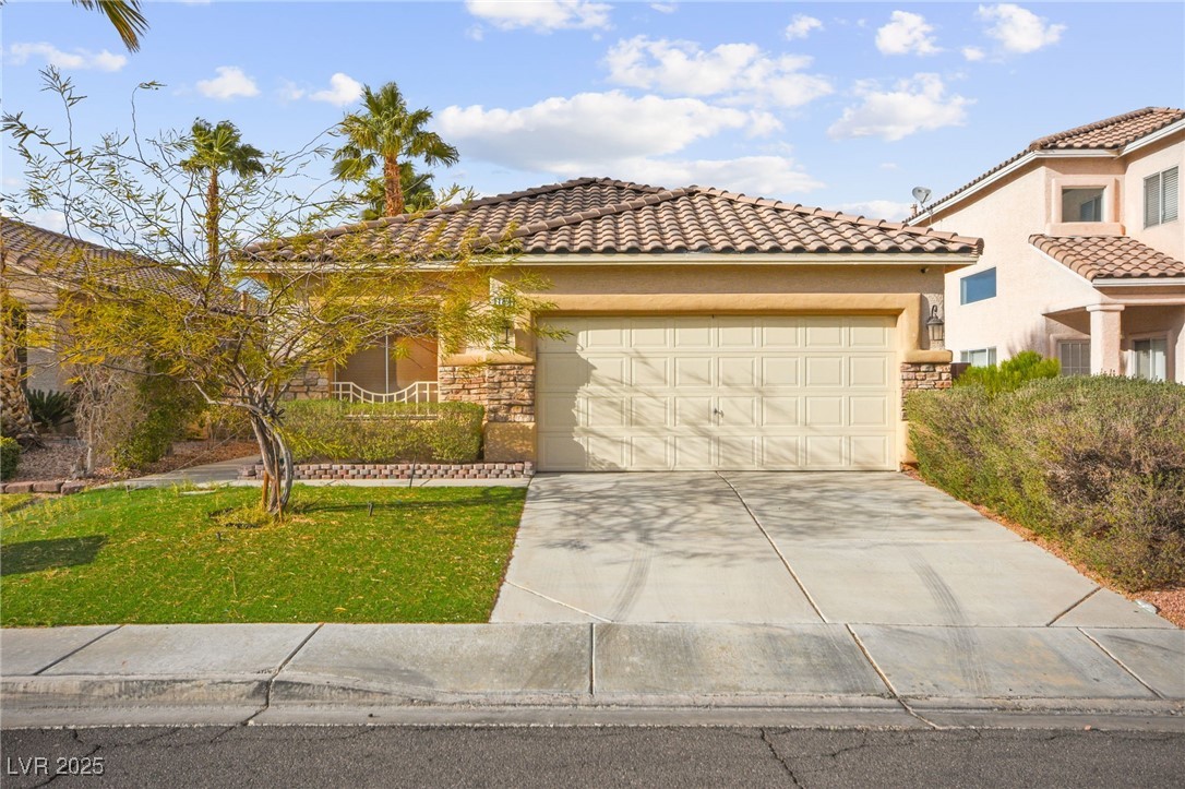 1184 Warm Canyon Way