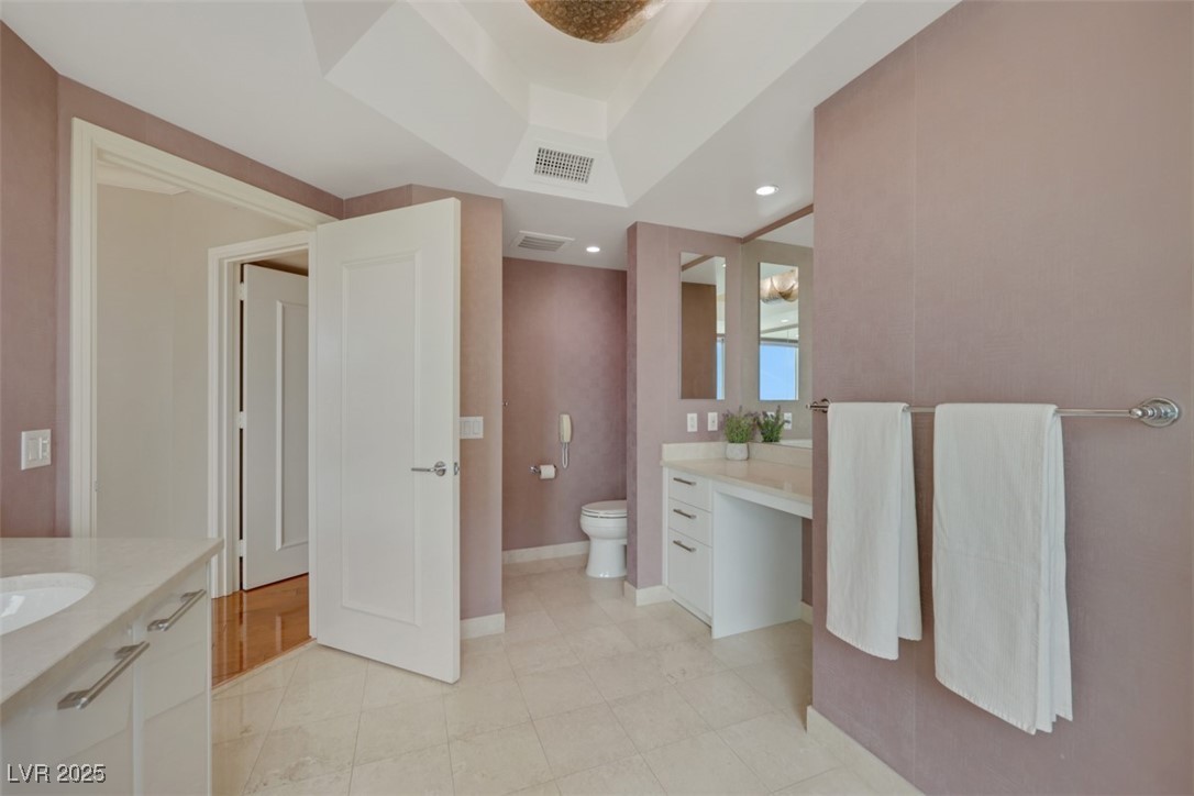 322 Karen Avenue 708