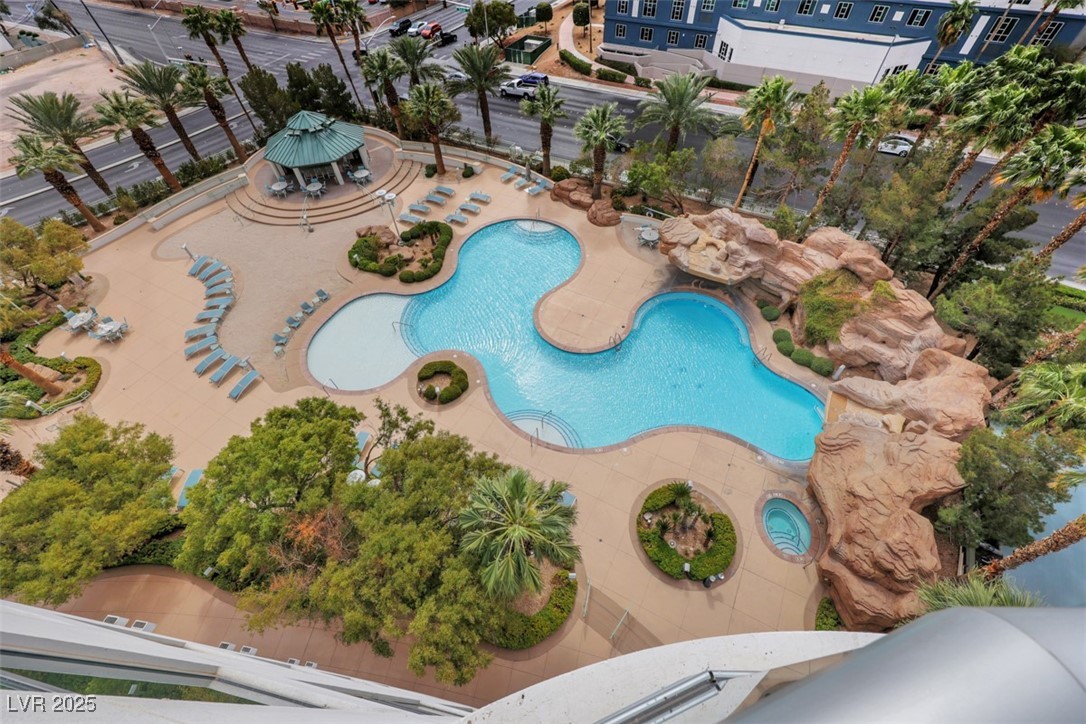 322 Karen Avenue 708